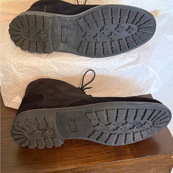 Florsheim Black Suede Chukka Boots - Picture 3 of 5